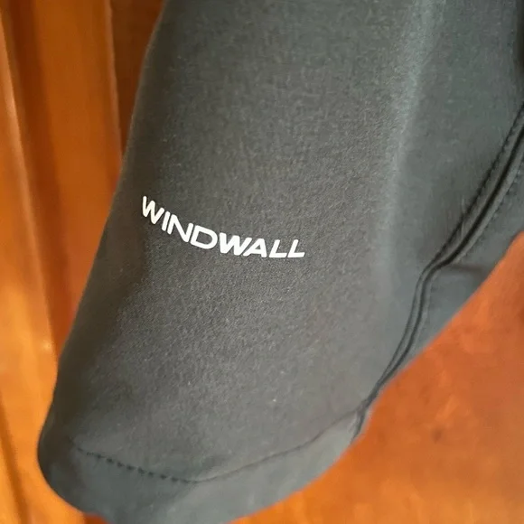 The North Face Hooded Jacket with Windwall Technology - Picture 7 of 7